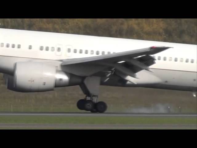 Visible Fuselage Stress (757)