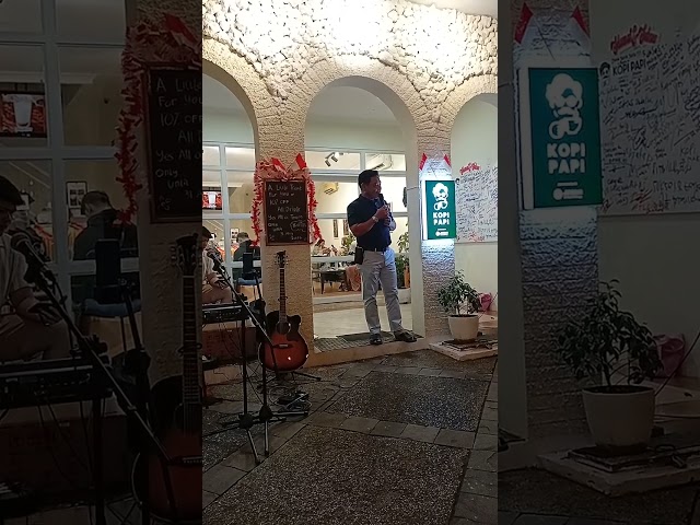 kopi papi live karaoke at kotawisata cibubur