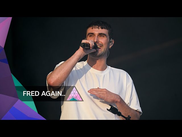 Fred again.. - Delilah (pull me out of this) / Billie (loving arms) | Glastonbury 2023