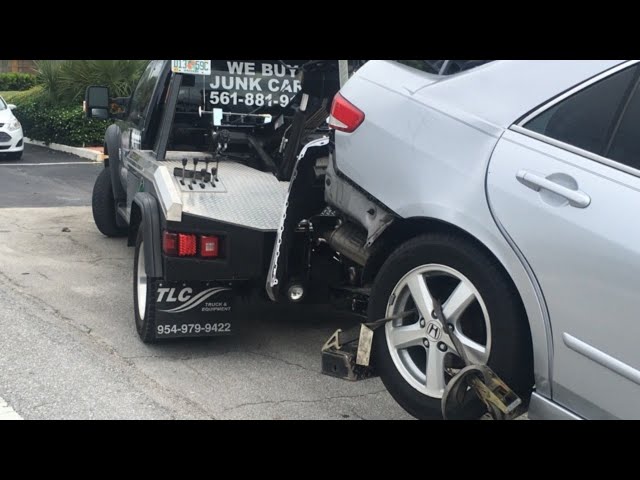 Junk Cars for Cash Near Me West Palm Beach | Call Us at (561) 881-9191