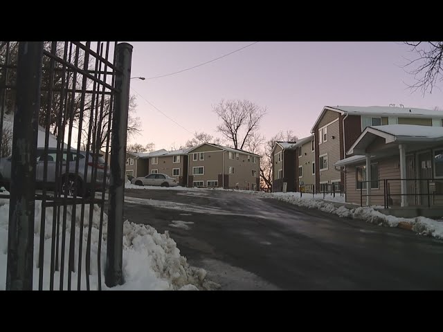 2 teens found shot and killed at KCK apartment