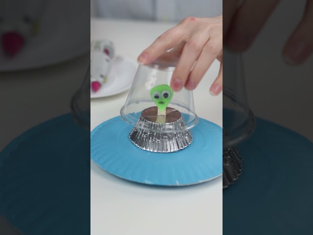 Paper Plate Alien Spaceship