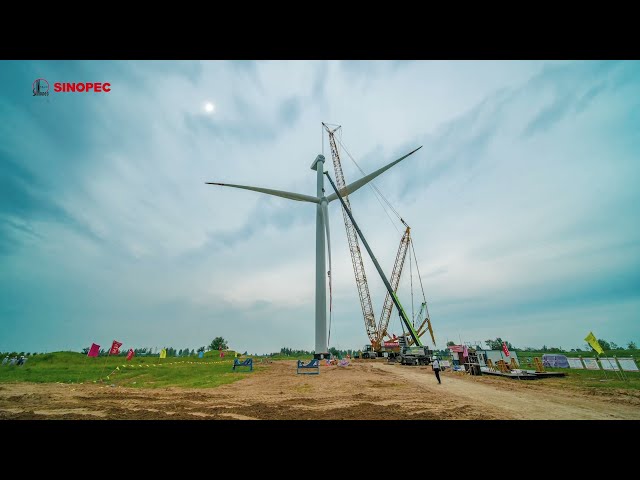 Installation of Sinopec's Giant Onshore Wind Turbine