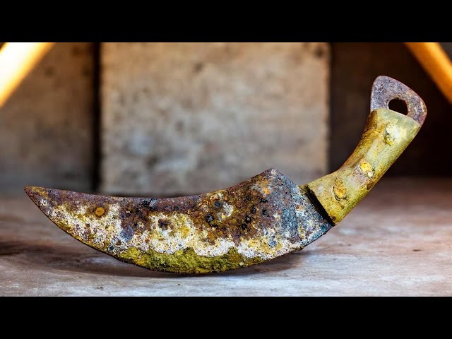 Restoring an Extremely Rusty Old Knife – Satisfying Rust Removal ASMR