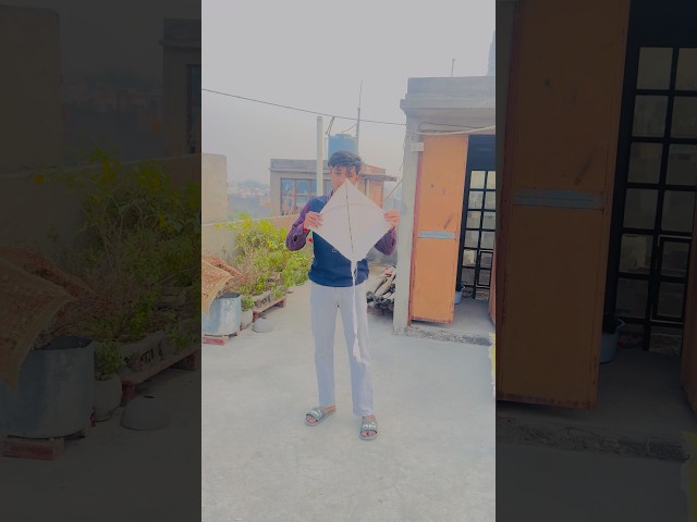 Kapde ki patang bana kar uda di 💪🏻🩷#patang #kiteflying