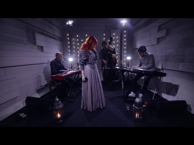Johanna Kurkela - Kotiin (livenä Nova Stagella)