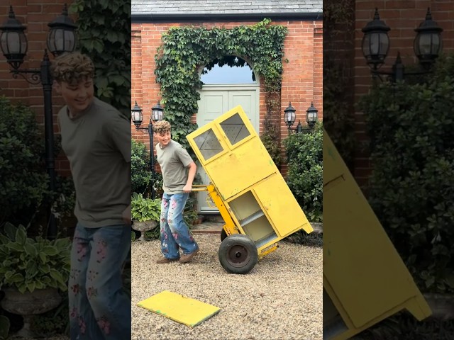 "I almost didn’t buy this cabinet… but look at her now!" 😍