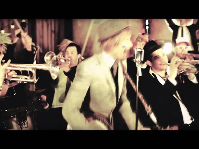 QUERBEAT - HÜCK ODER NIE [Offizielles Video]