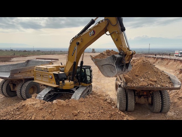 Caterpillar 395 Excavator Loading Caterpillar 777 Dumpers - Sotiriadis Construction Works - 4k