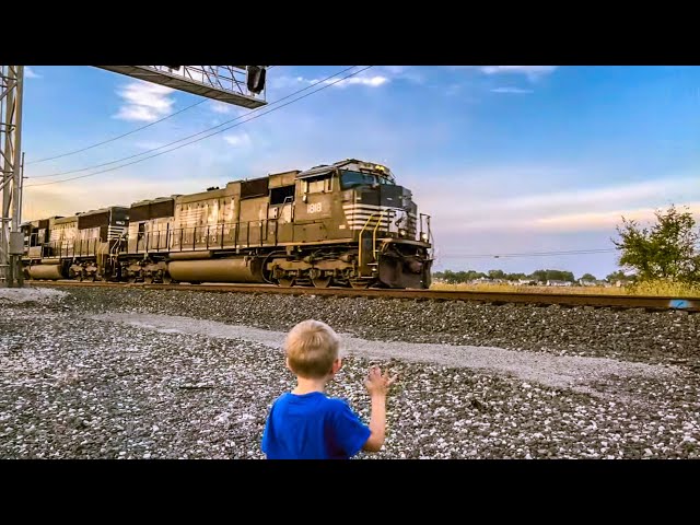 TRAIN TRACKING #9 | After Waiting 2 HOURS Levi Finds A FAST Train At A NEW CROSSING!!