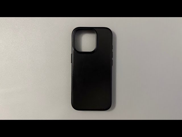 Ryan London Leather Shell Case for the iPhone 16 Pro