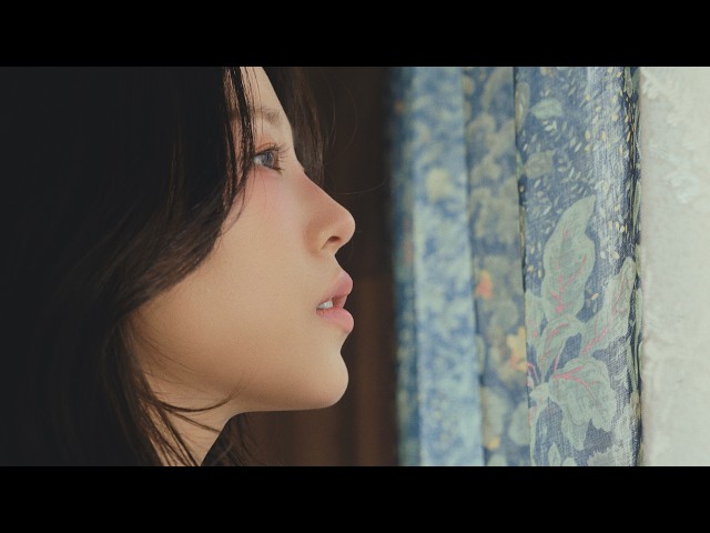 쿠잉 (COOING) - 4 in 6 out official MV