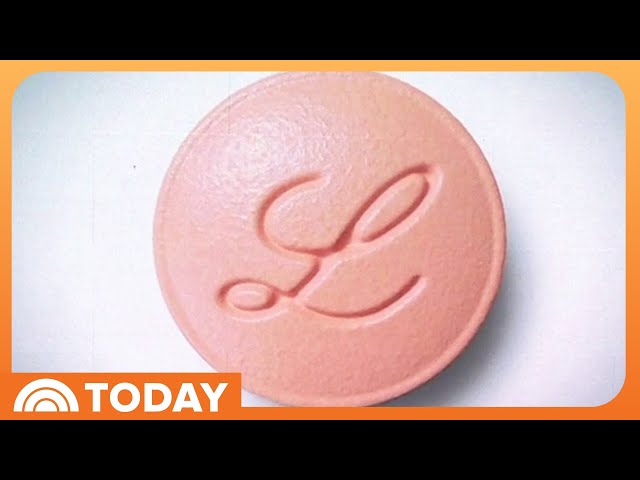 FDA Approves GLP-1 Pill Foundayo: How It Compares to Wegovy