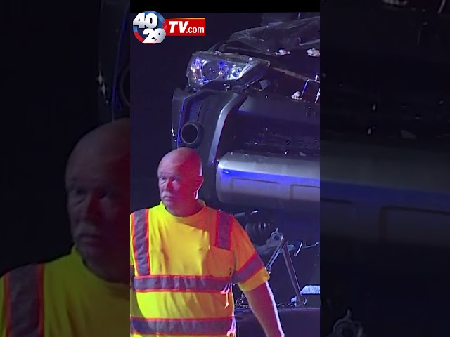 SUV crashes into convenience store