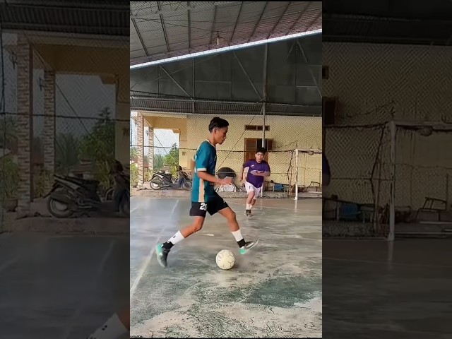 trap skills ⚽ #tutorial #soccer #football #skill #skills #shortsfeed #youtube #short #fliptrends