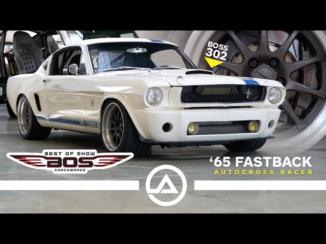 Mustang Fastback Pro-Touring '65 con Boss 302