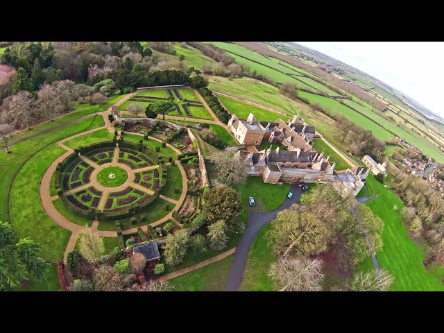 Rockingham Castle ( 11th Century ) 2022 - Northamptonshire ( Corby ) I UK I Dron I 4k I DJI - FPV .