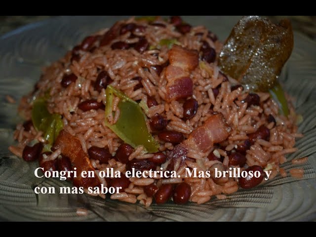 Congrí in an Electric Pressure Cooker: Easy, Fluffy, and a Delicious Secret
