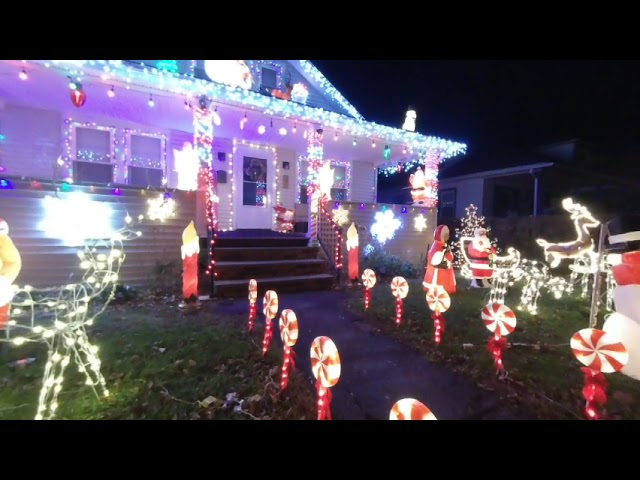 Holiday Lights 2021: 43 Derrenbacher St.
