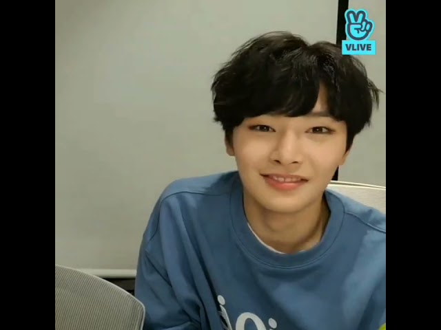 Now tell me i.n isn't gay for seungmin 🤨 #seungin #seungmin #jeongin #straykids