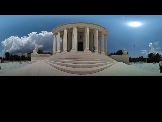 360° 4K video in front of the US supreme court
