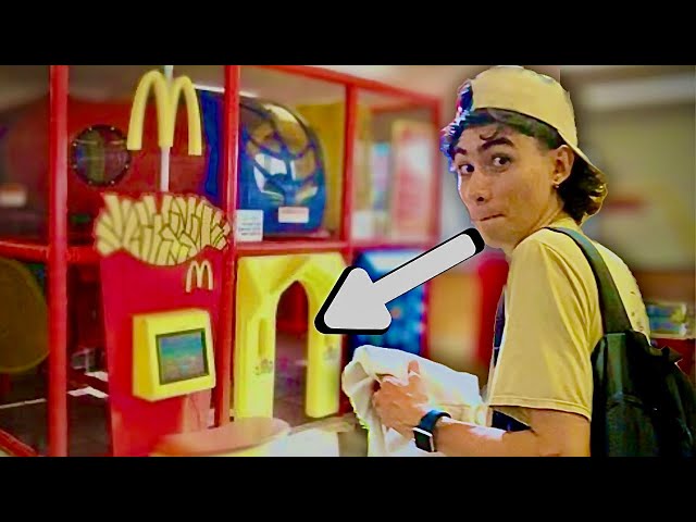 Me infiltro a los jueguitos del McDonald’s y me sacan // Andylives