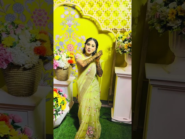 Mithila Apu mehndi night 😍🫣 #wedding #bride #mehndi #henna #hennaart #creativehenna #hennadesign