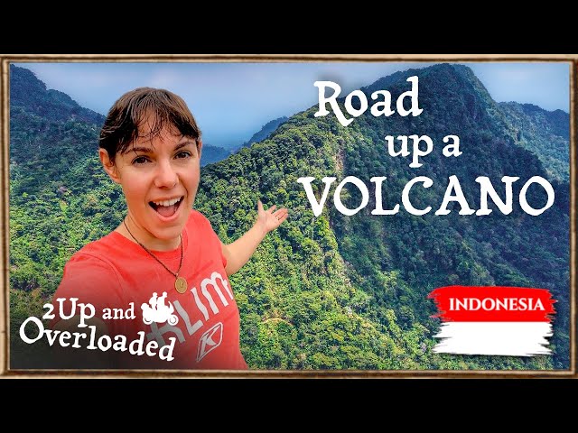 Dangerous Road Along a VOLCANO Rim 🌋 – The Motorcycle Brakes FAIL! 🇮🇩 [S2.3 E70]