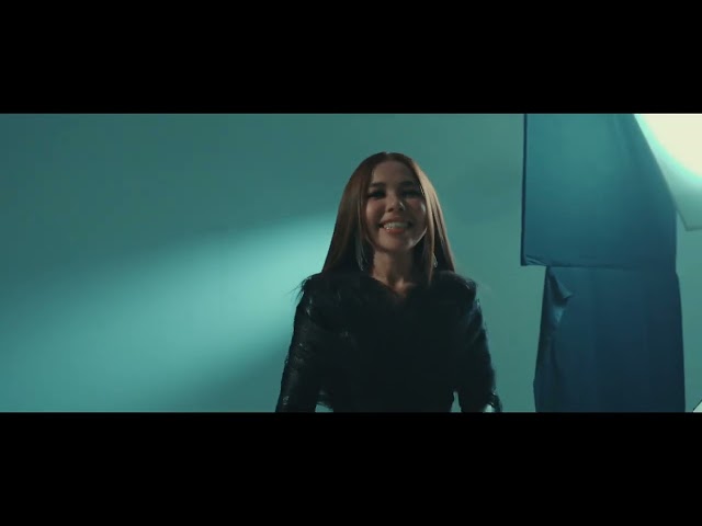 Behind The Scene Muzik Video Cuba Jadi Aku - Nadeera