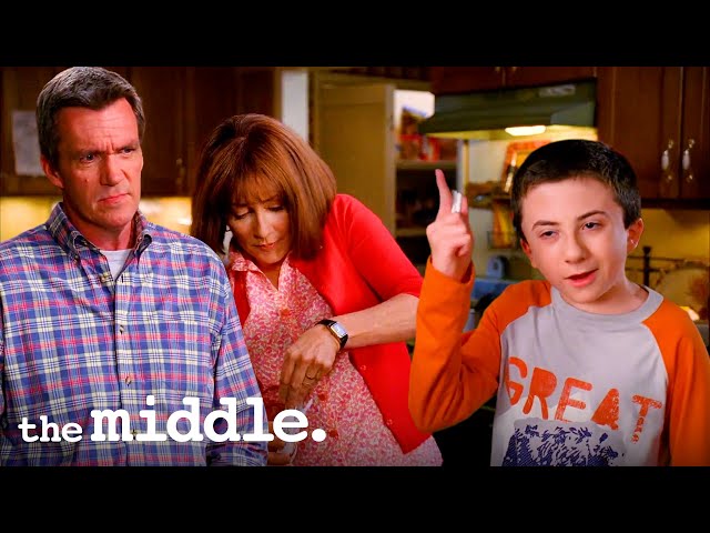 Brick Is the Family Snitch | The Middle