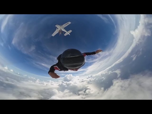 •TAHITI 360• You skydive with Pascal Petetin VR