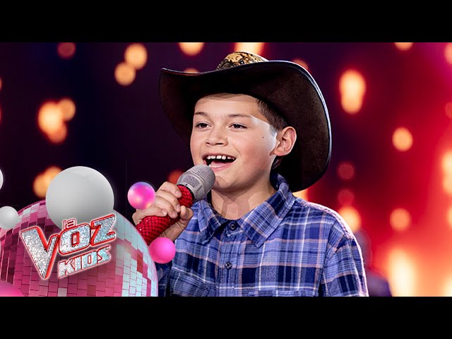 Samuel Jiménez sings 'El bilingüe' - Blind Auditions | The Voice Kids Colombia 2024