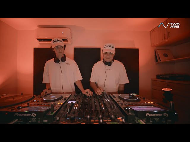 Dasso B2B Gno Dj Set I Two waves Studio I Tech House