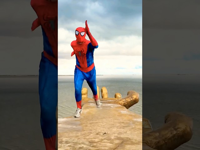 Spider-Man to the rescue😱 #spiderman