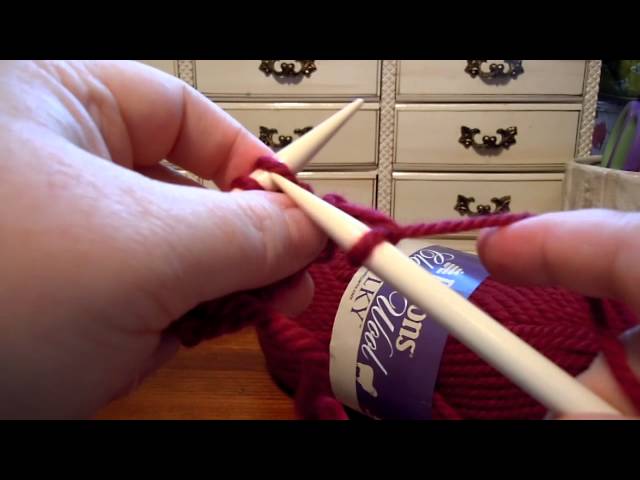 Patons Classic Wool Bulky - Yarn Review
