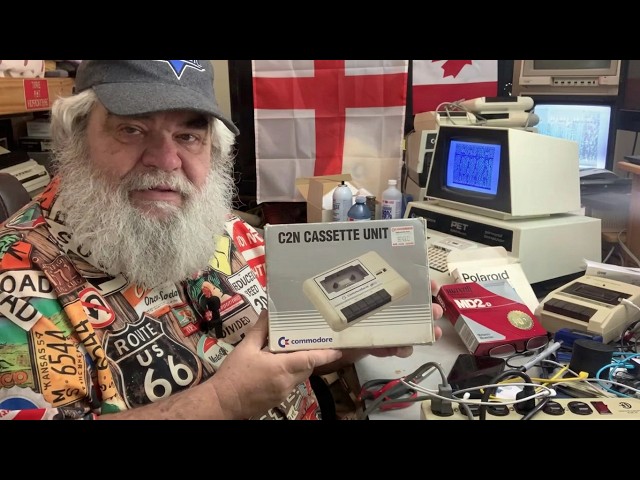 HOW TO SERVICE A COMMODORE C2N DATASETTE C64 VIC-20 C128 UNBOX PET 2001 4016 SUPERPET - Episode 4441