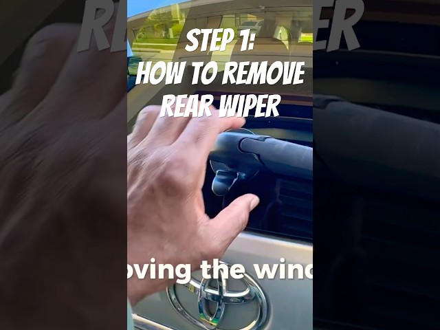 How To Remove Rear Wiper Blade. Highlander Step 1 #shorts