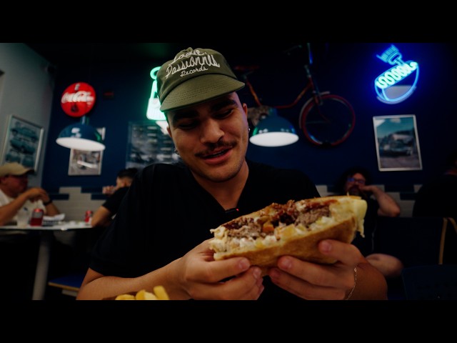 IN SEARCH OF THE BEST BURGER IN SÃO PAULO | São Carlos Lanches #01