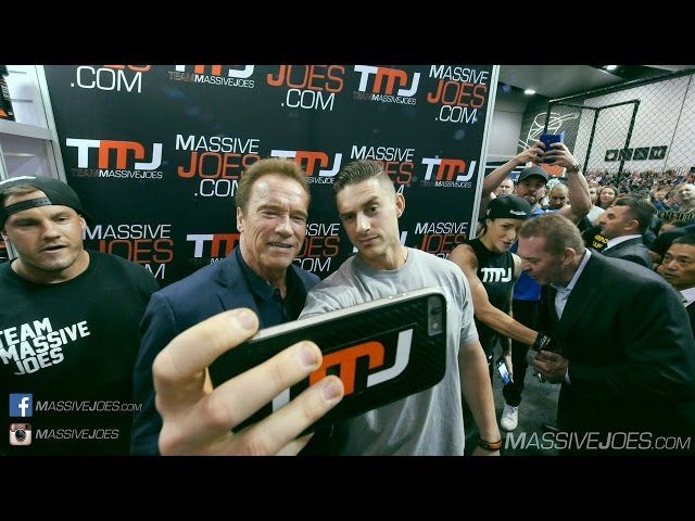 MassiveJoes Meets Arnold Schwarzenegger | Arnold Classic Australia 2016 | TMJ Team MassiveJoes.com