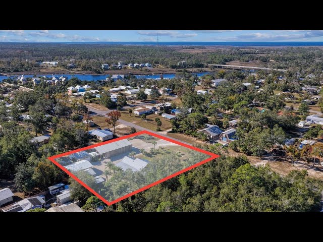 218 13th St SE, Steinhatchee, FL