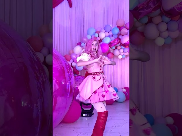 brb... learning this shuffle of love dance ASAP❣️💖💕❤️ DisneyDescendants TheRiseOfRed DisneyPlus