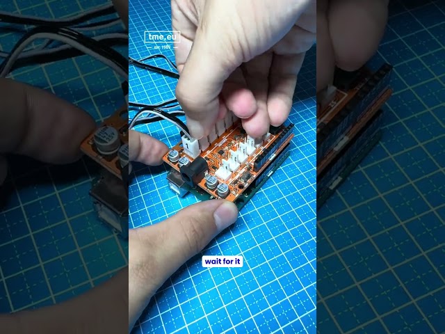 Testing Braccio Robot with... Dance?! #arduino #robot #diy