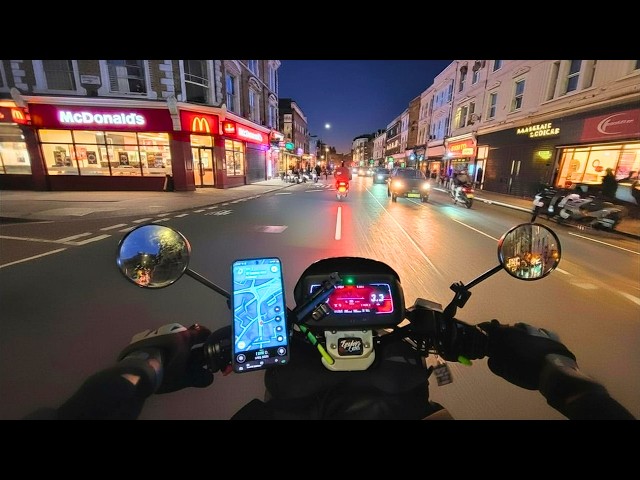Friday Night Deliveroo Shift Starting At 7PM – Busy Streets, Bad Drivers & Non-Stop Orders!