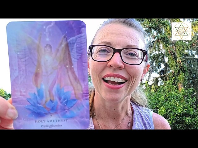 5D channeling from the heart and Archangel Haniel has a message. ✨
