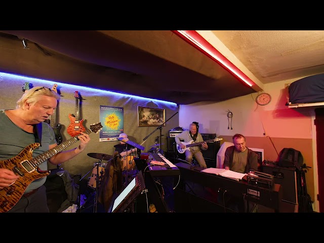 7 11 25 feel like making love Probe RetroNEO VR180