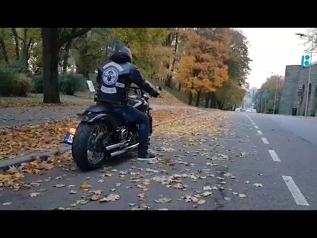 Yamaha Dragstar XVS 1100, Cobra Exhaust, awesome sound, decibel killer