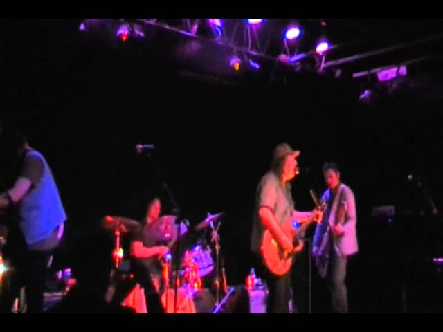 Drivin' 'N' Cryin' - 06 - Sometimes The Rain (Jammin' Java 050614)