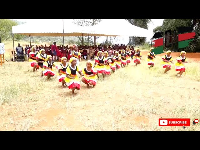 Sanitary towels distribution