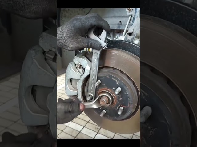 This is my way. #automobile #keşfet #mechanic #mechaniclife #tips #garage #tools #uk #keşfet #shorts