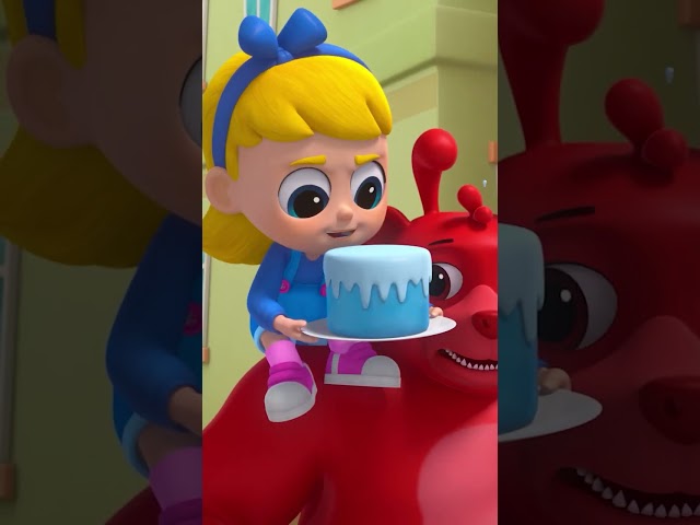 How To Get A FREE CAKE!! 🎂 #shorts #morphle #kids #cartoons Morphle Kids Cartoons
